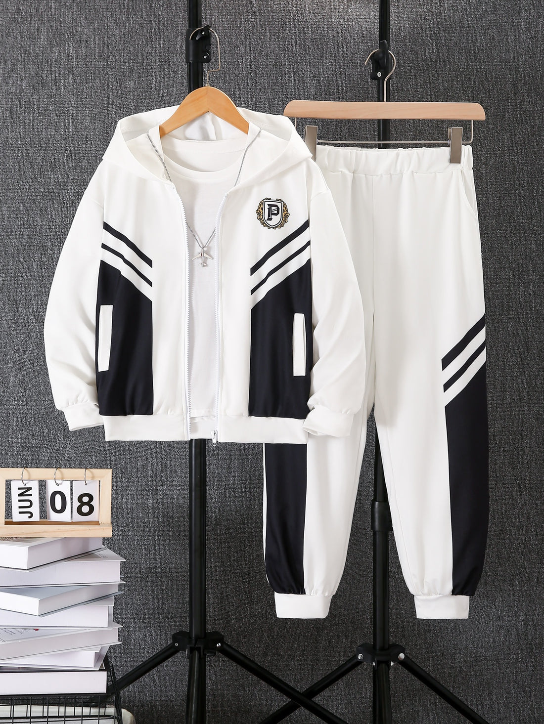 VigoSource Boys Spring and Autumn Hooded Zip-up Color-blocked Long Slee...