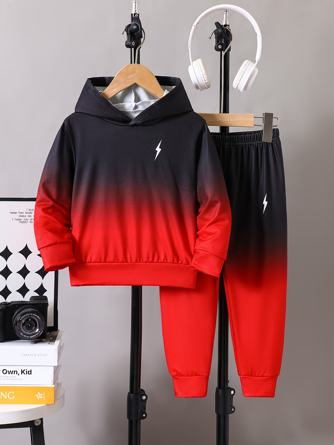 VigoSource Boys 2pcs Black to Red Gradient Hooded Set with Lightning Pr...