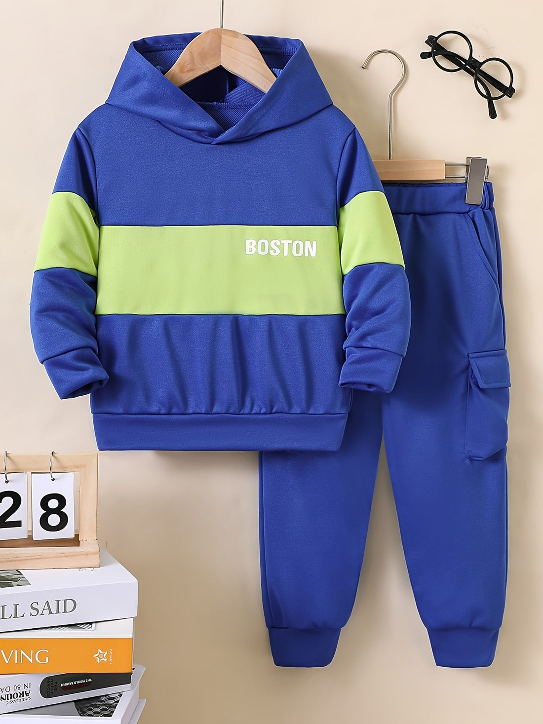 VigoSource Boys Autumn and Winter Casual Stylish Color-blocked Hoodie A...